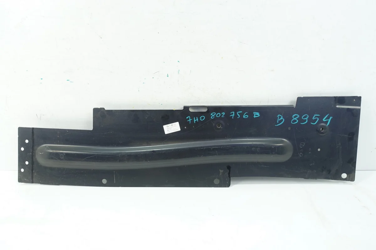 Réparateur de châssis VW T5 7H0802756B image 2