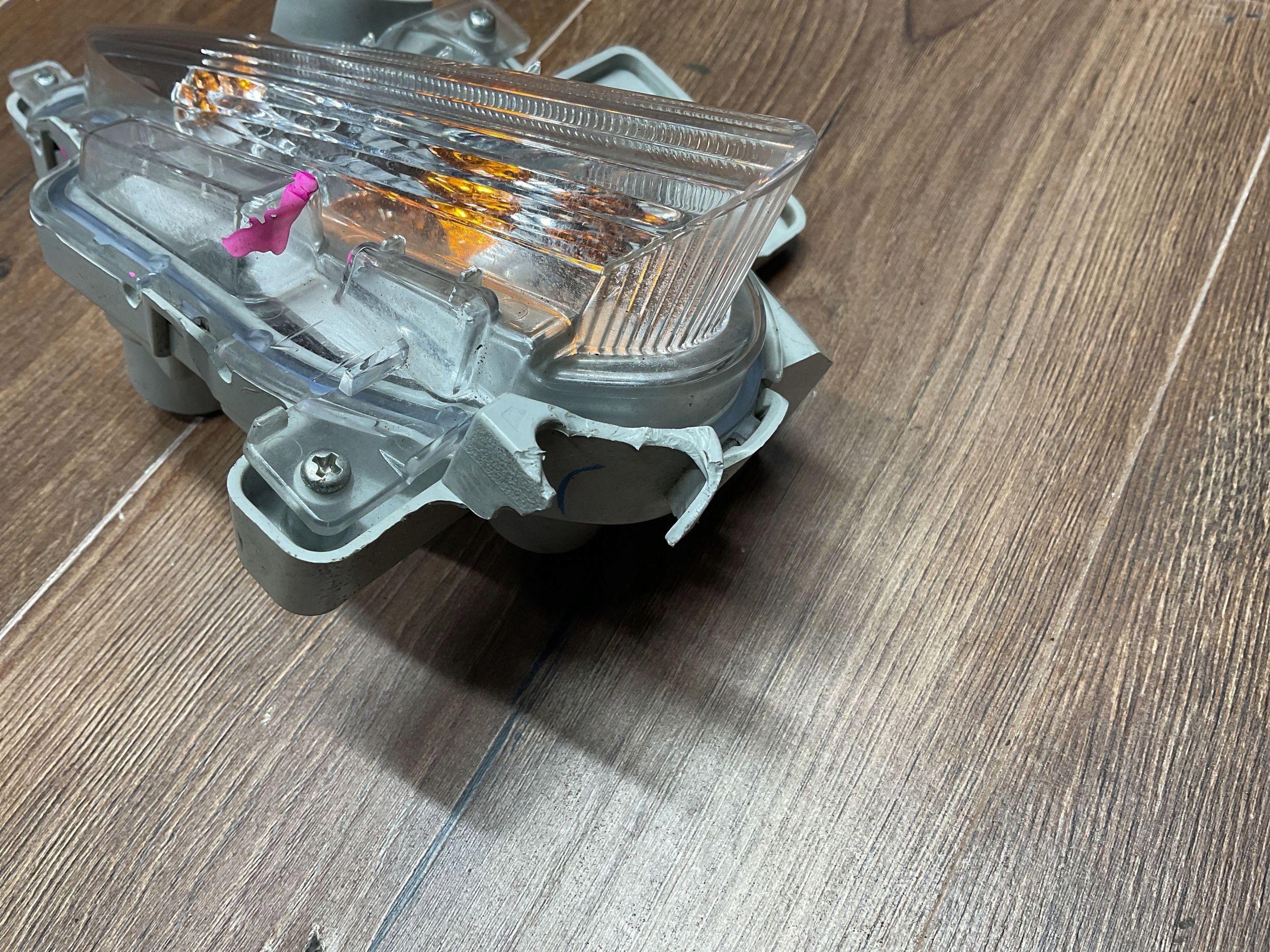 Front Left Bumper Turn Signal Mazda 3 17-18 B63C51360A image 5