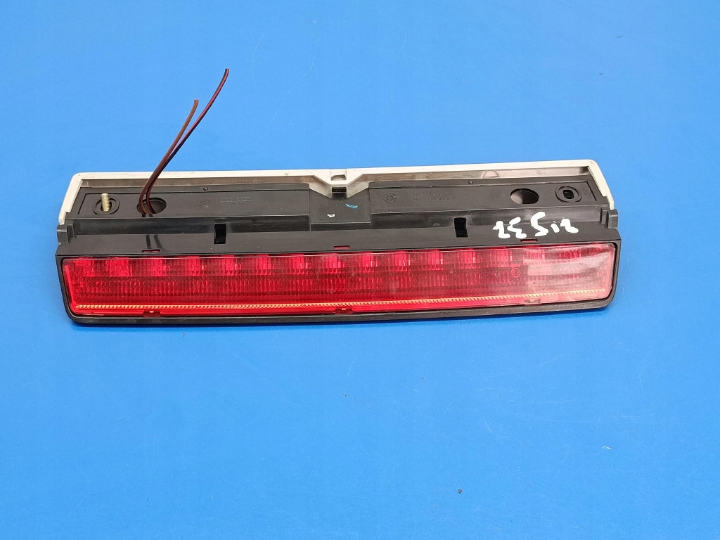 VW FOX II LIFT 3D LIGHT ADDITIONAL THIRD STOP 5Z0945097 image 2