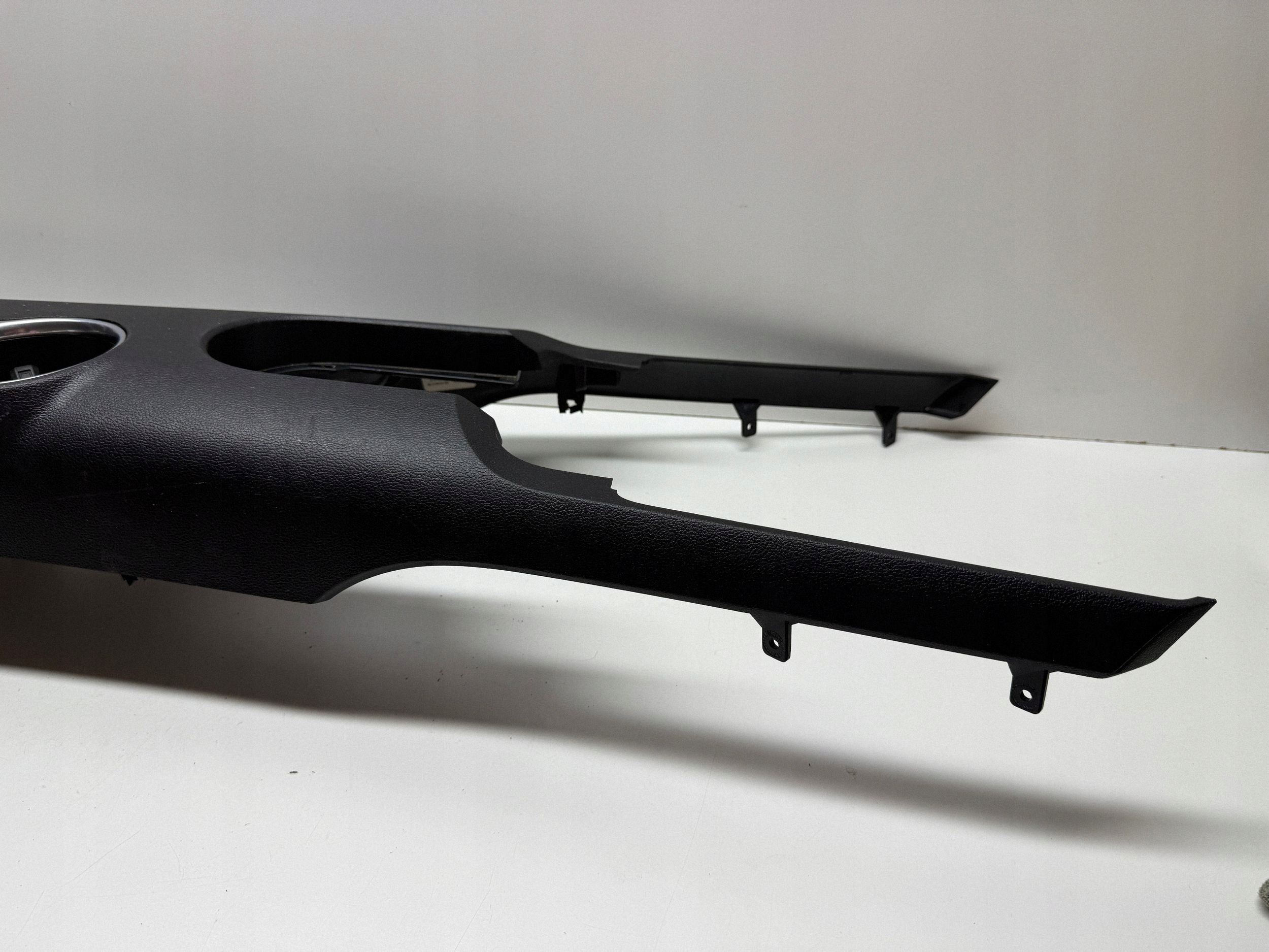 Ford Mustang VI 2023 middenconsole T20012S840F image 10