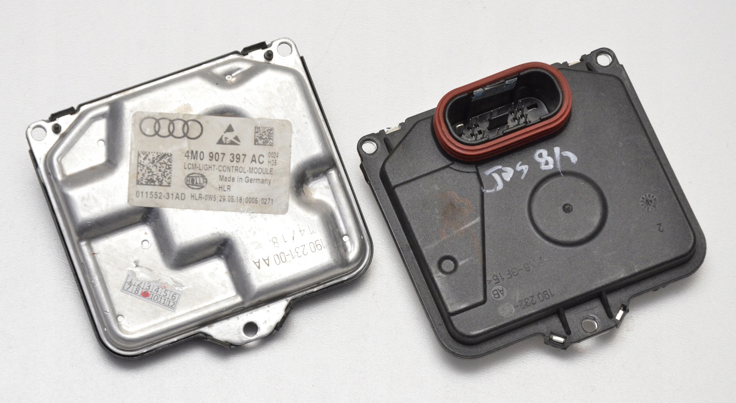 AUDI A4 B9 4M0907397AC ORIGINAL