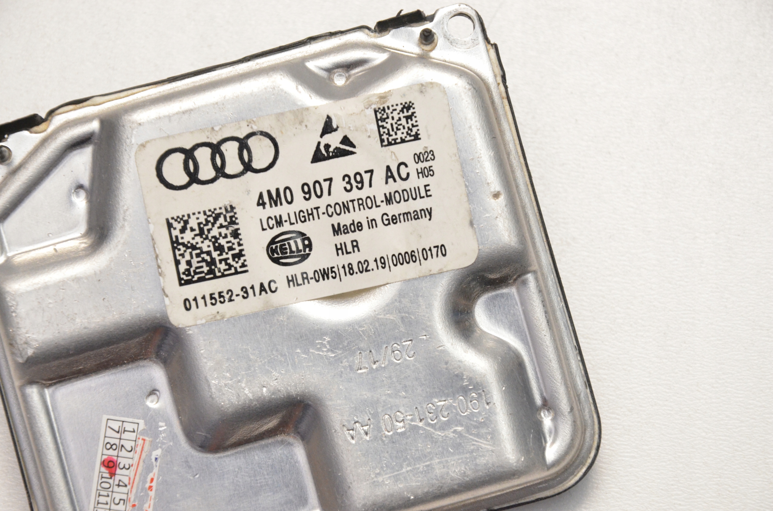 AUDI A4 B9 4M0907397AC ORIGINAL image 6