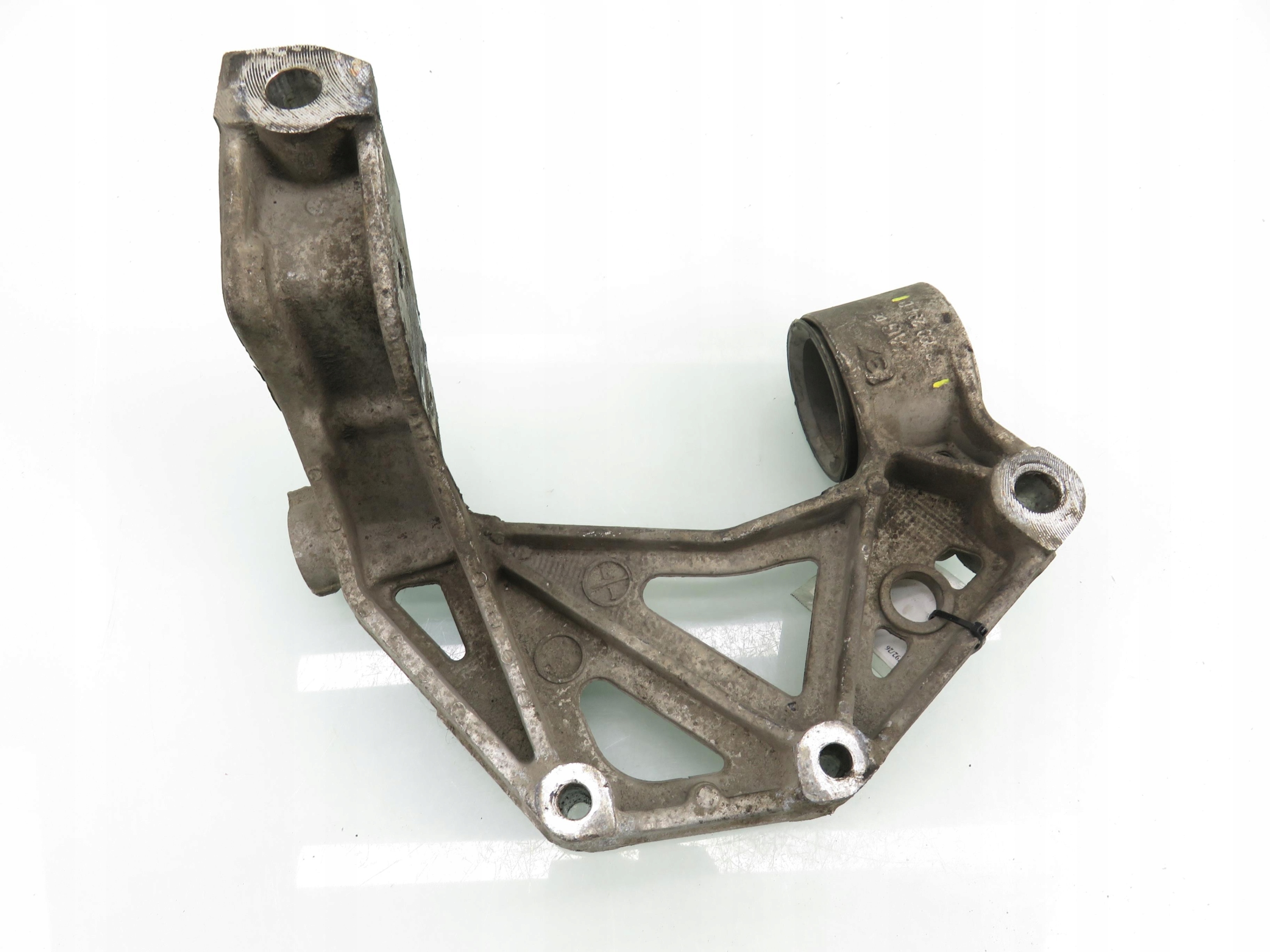 Querlenkerhalter rechts Skoda Fabia I 6Q0199294D image 8