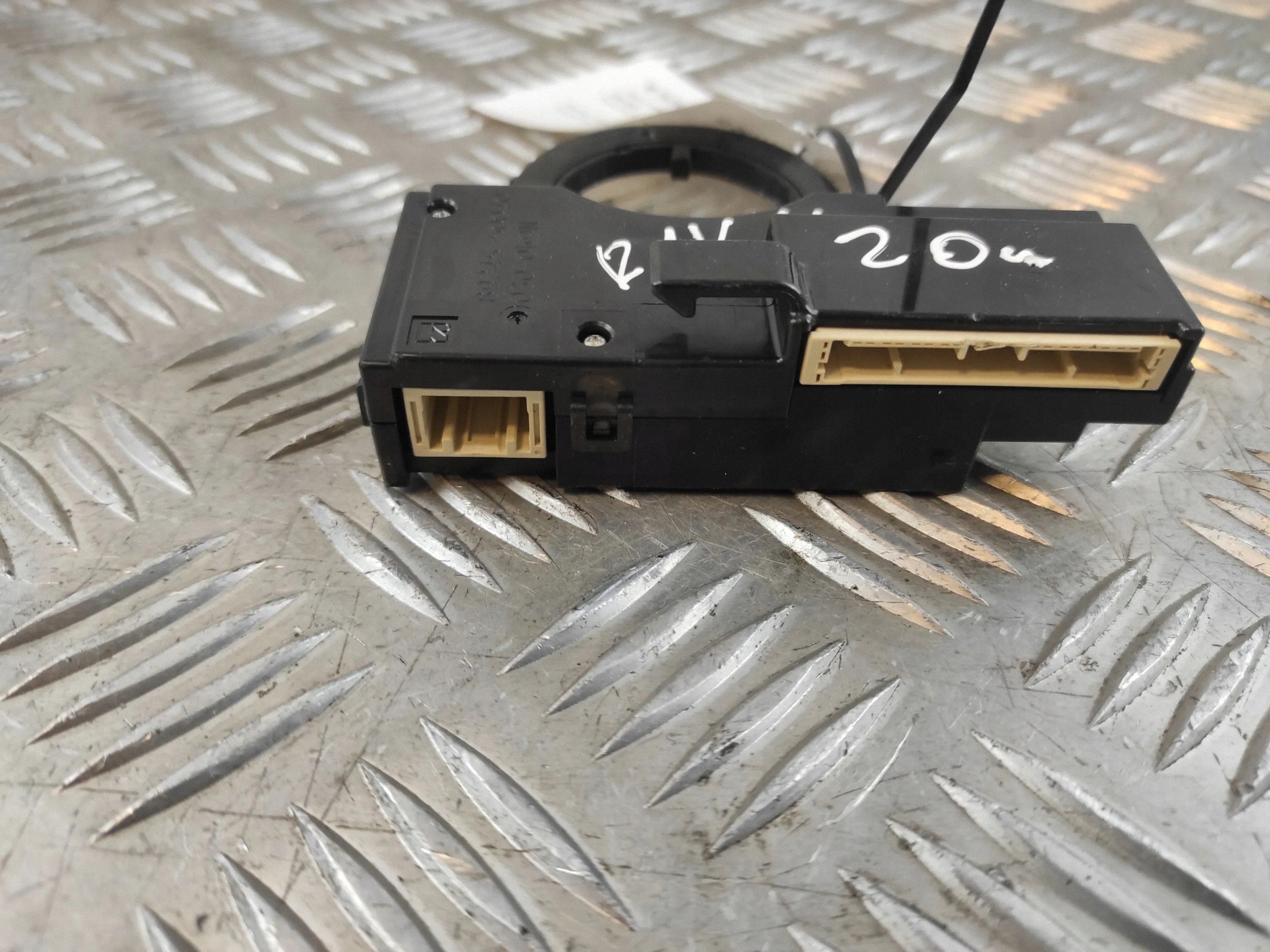 Toyota RAV4 2019 Styrvinkelsensor 89245-50040 image 3