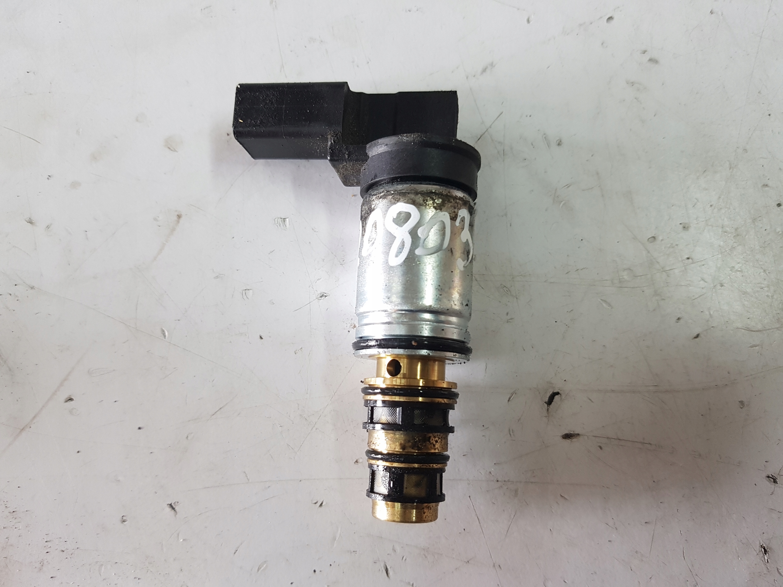 Compressor AC VW Passat B7 Golf VI 2.0 TDI 5N0820803E image 3