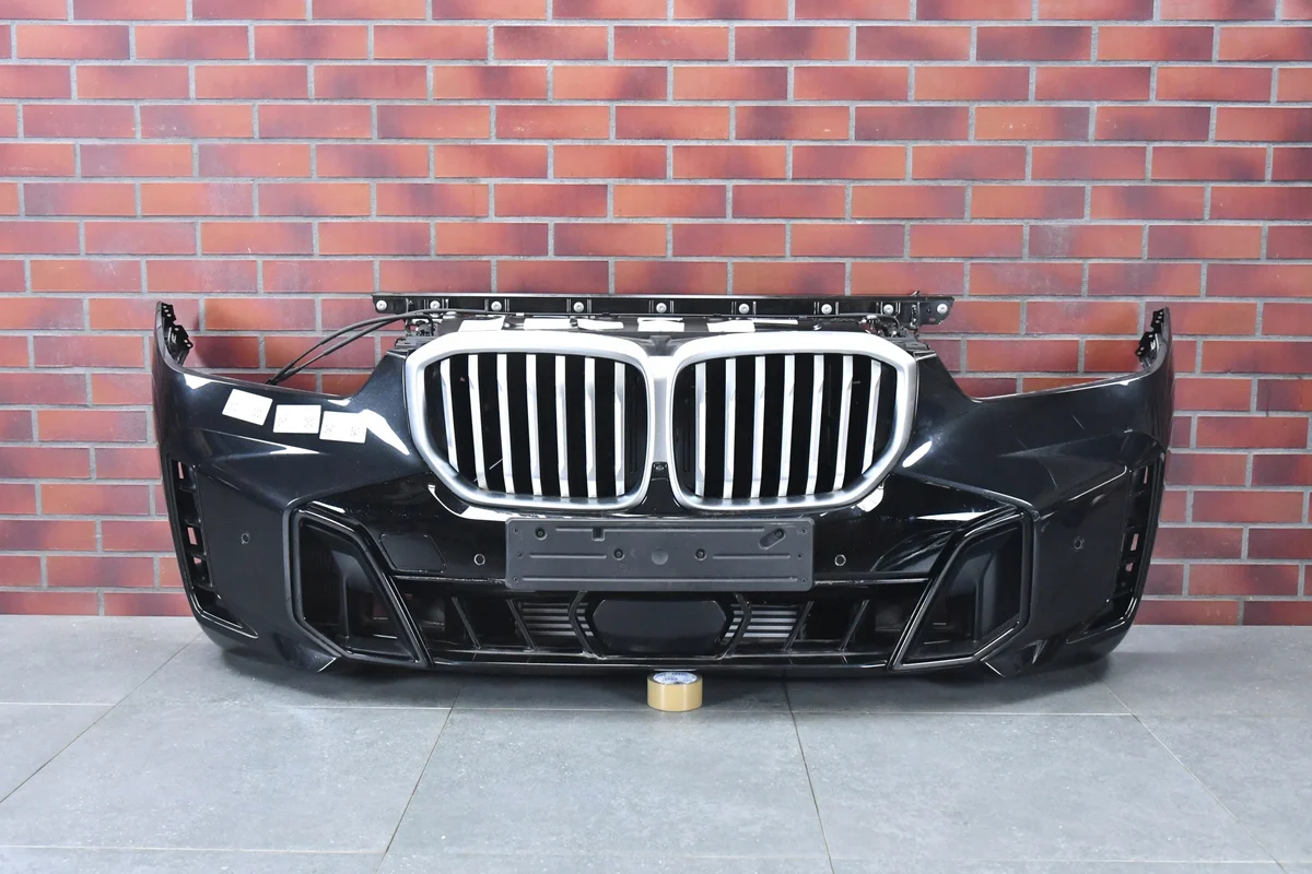 BMW X5 G05 LCI M-Paketti etupuskurin vahvike