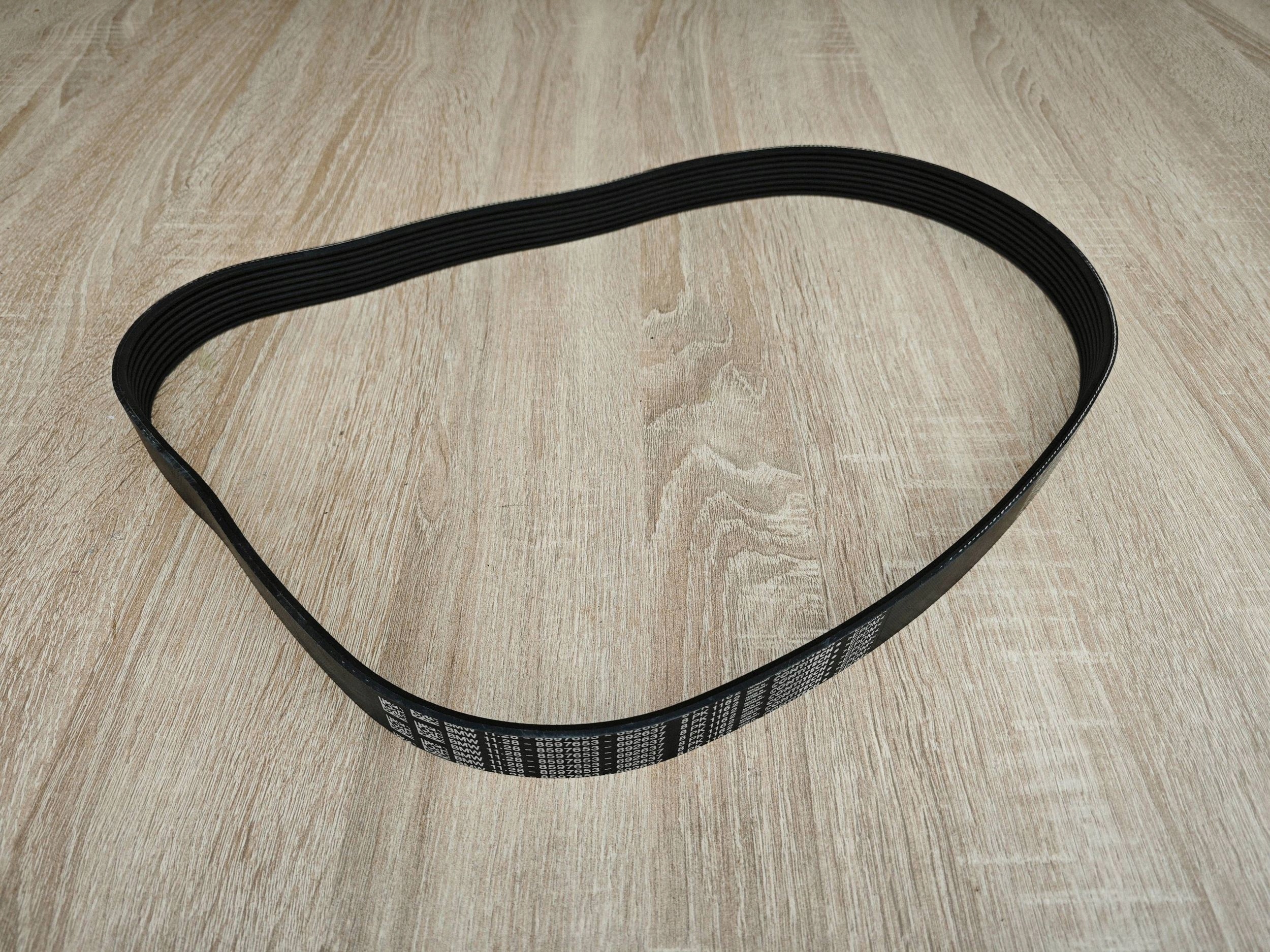 Correia Poly-V BMW 2.0d X4 G02 LCI G01 8597653 Usada image 2
