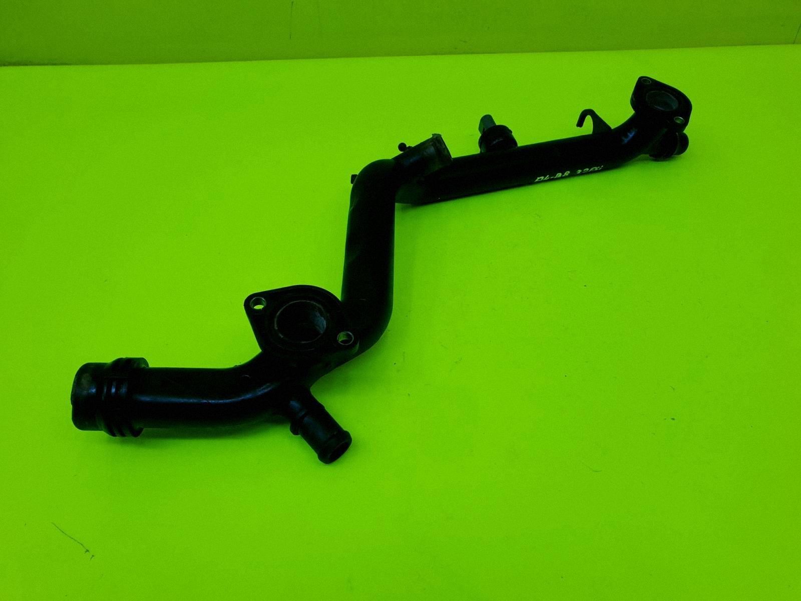 Wasserrohrleitung Audi Q5 8R A5 A4 B8 A6 C7 3.2 FSI CAL 06E121045AB image 4