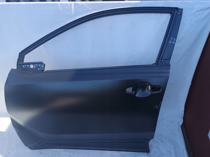 Toyota C-HR vasen etuovi alkuperäinen 16-23