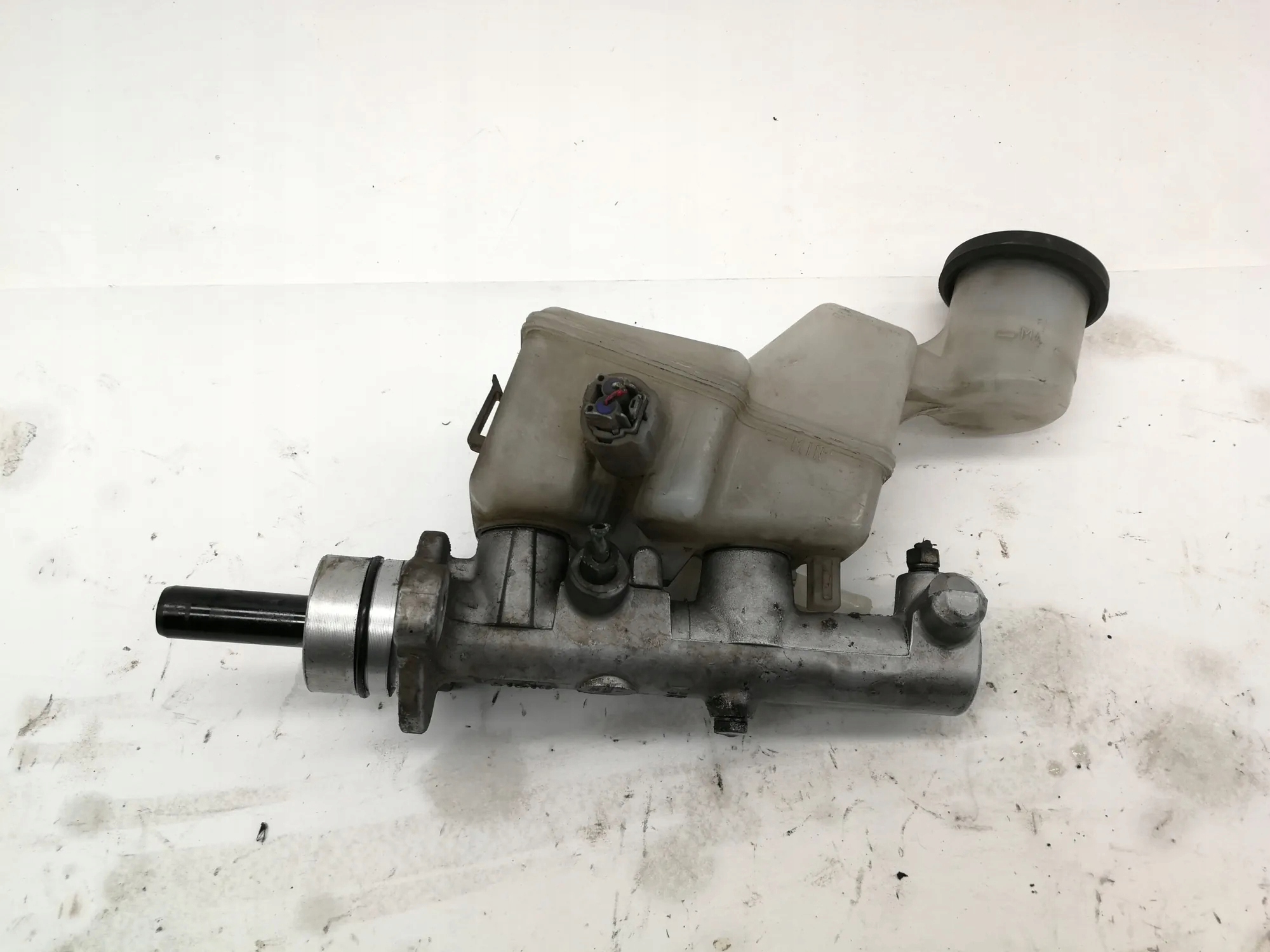 Remcilinder TOYOTA COROLLA E12 32283386