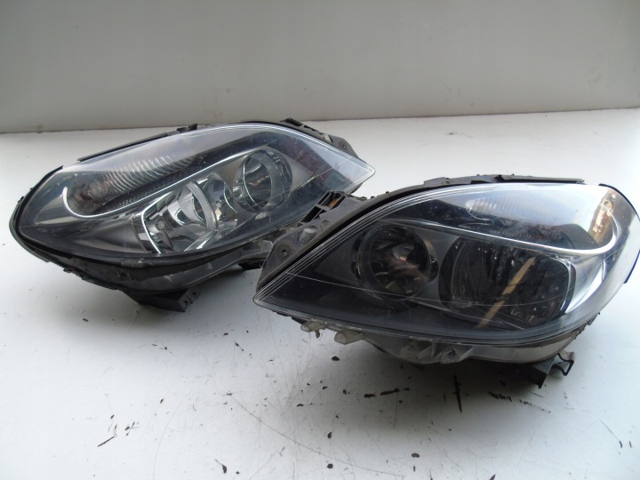 Front left headlight Mercedes B class W246 A2468200161