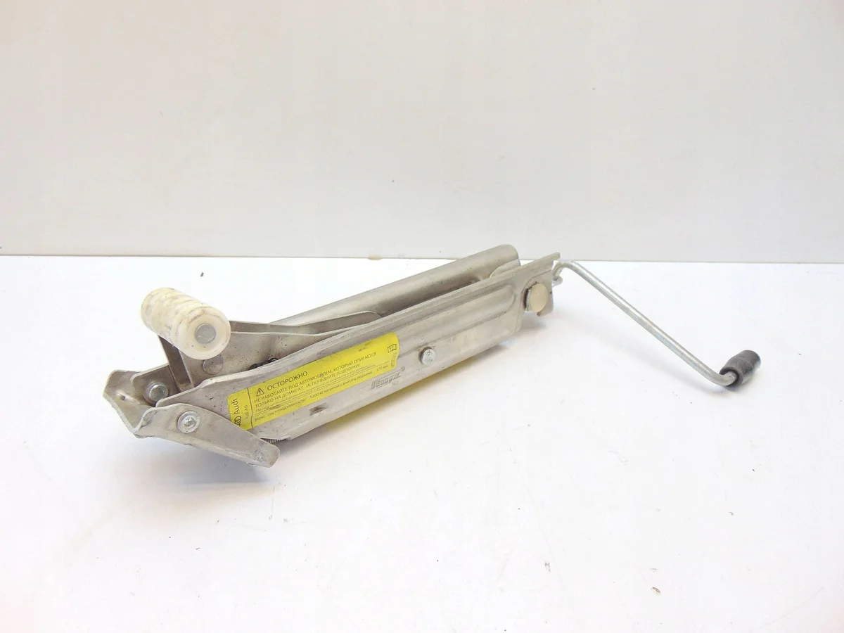 Krik/Sollevatore Audi A6 C6 4F0011031H Usato