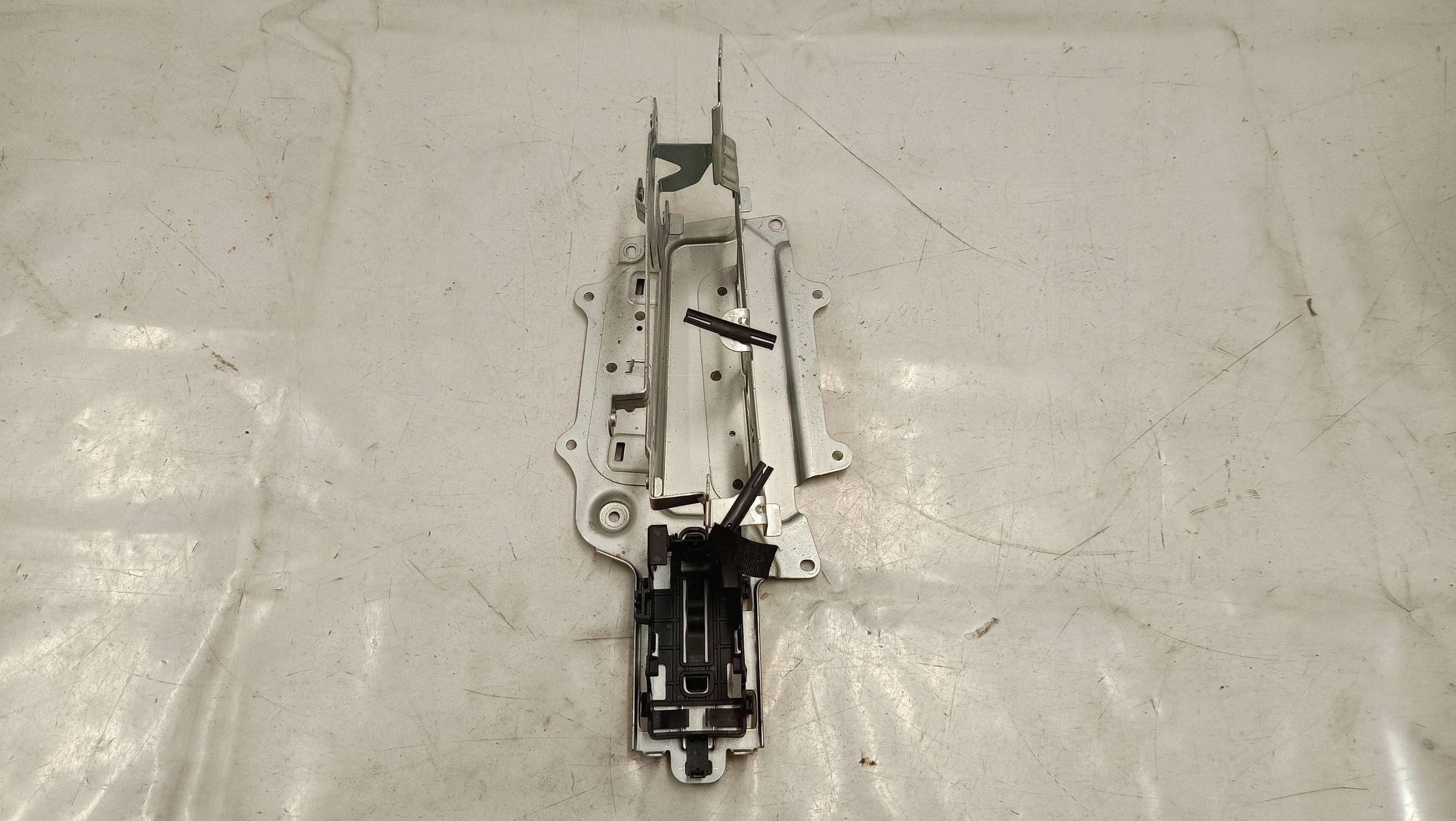 Mercedes-Benz EQA Motorcomputer A2435457700 image 3