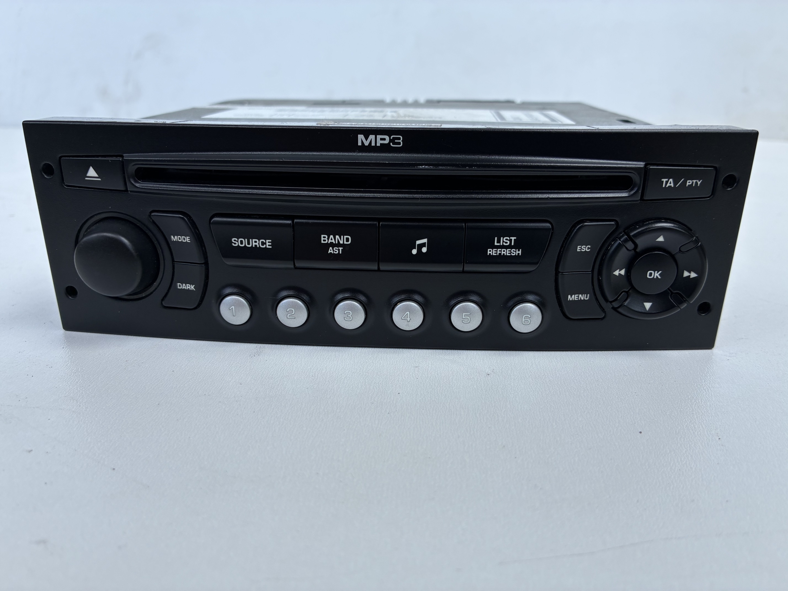 Radio CD MP3 Citroen C2 C3 C4 C5 C6 C8 Berlingo / Peugeot 207 307 Partner image 2