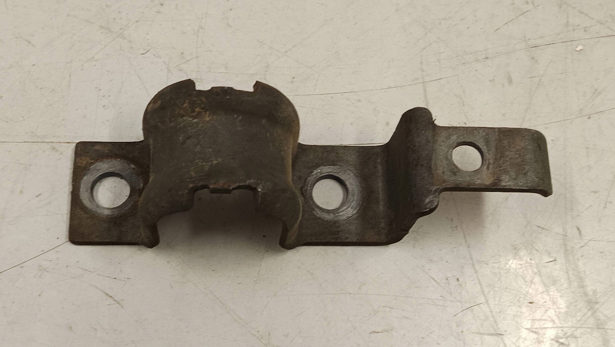 Stabilisatorhalterung Mercedes GLE W166 A1663230340 image 2