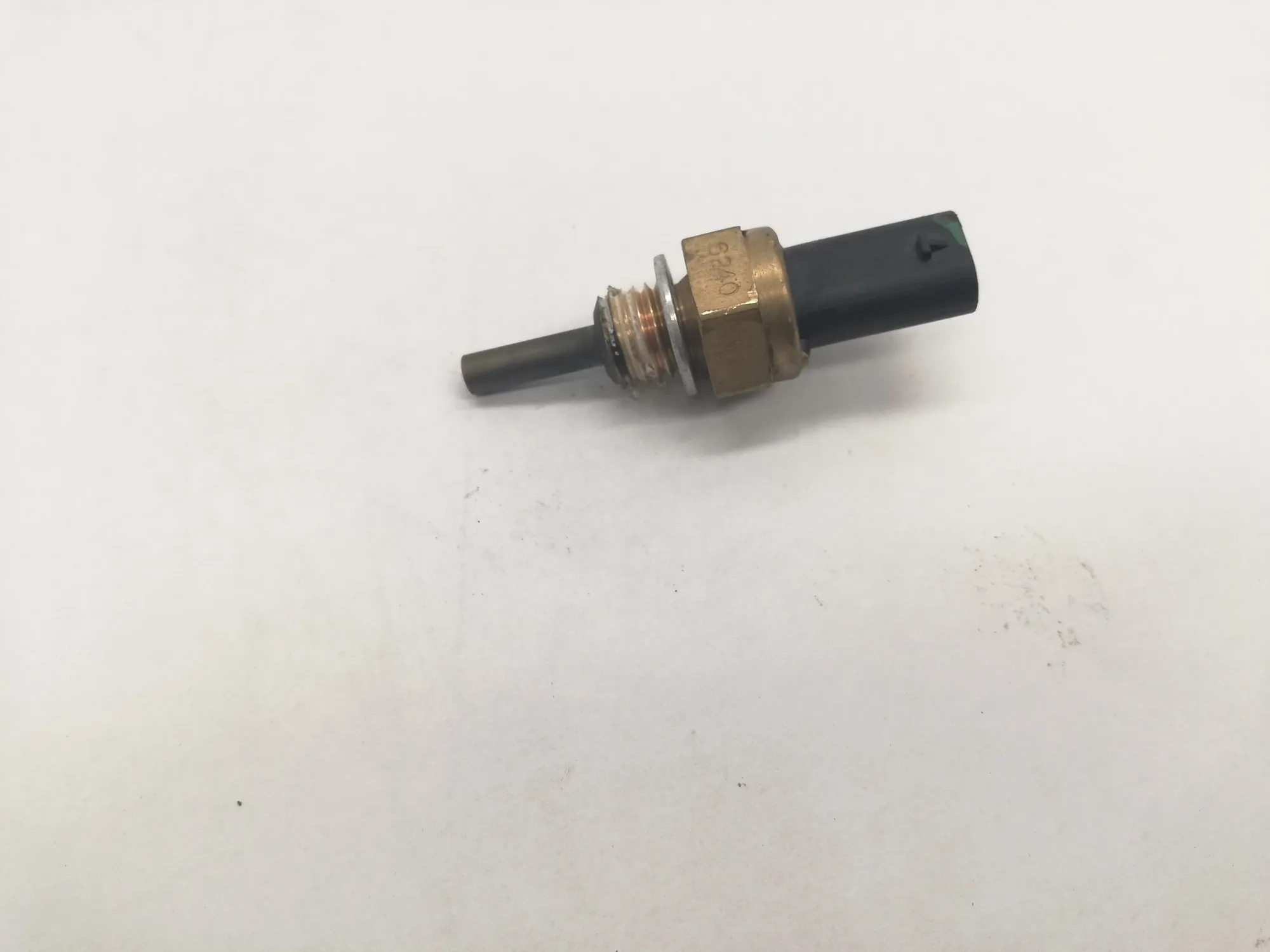 Sensor Temperatura Líquido Arrefecimento Opel Mokka 25186240 image 2