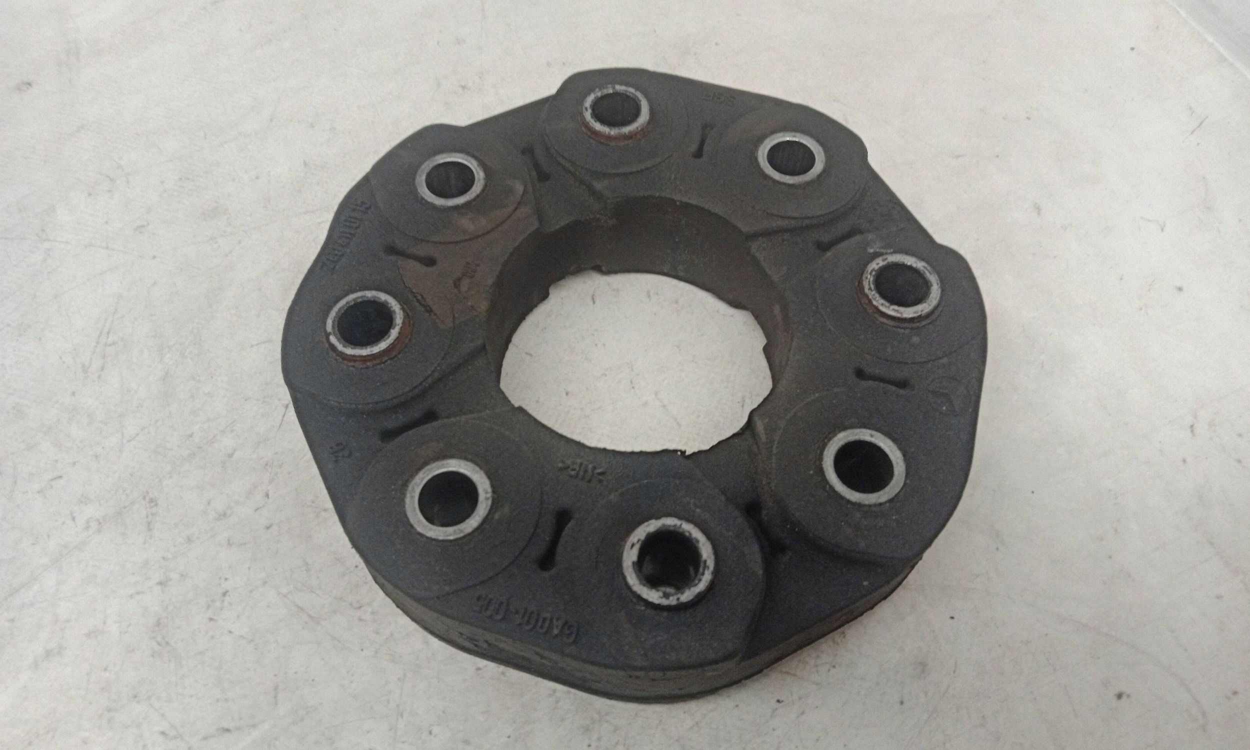 Used Driveshaft Coupling Mercedes-Benz CLS C219 2404110105