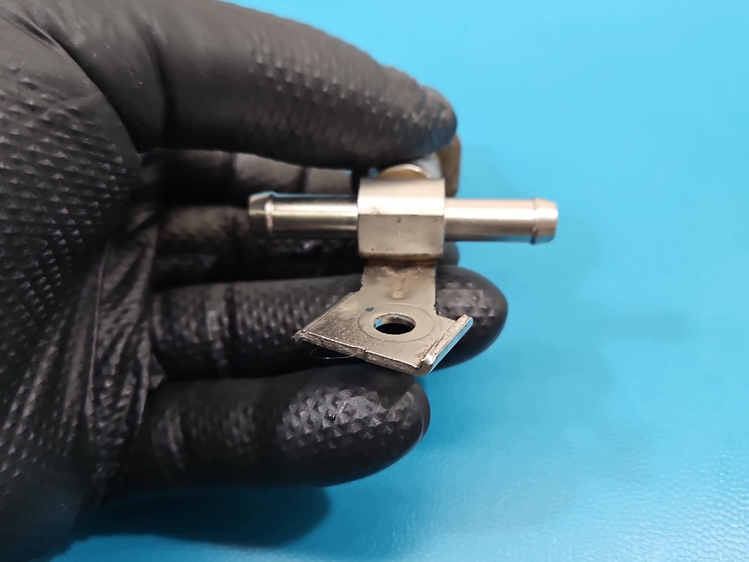 Bränsletemperatursensor A6450700081 image 6