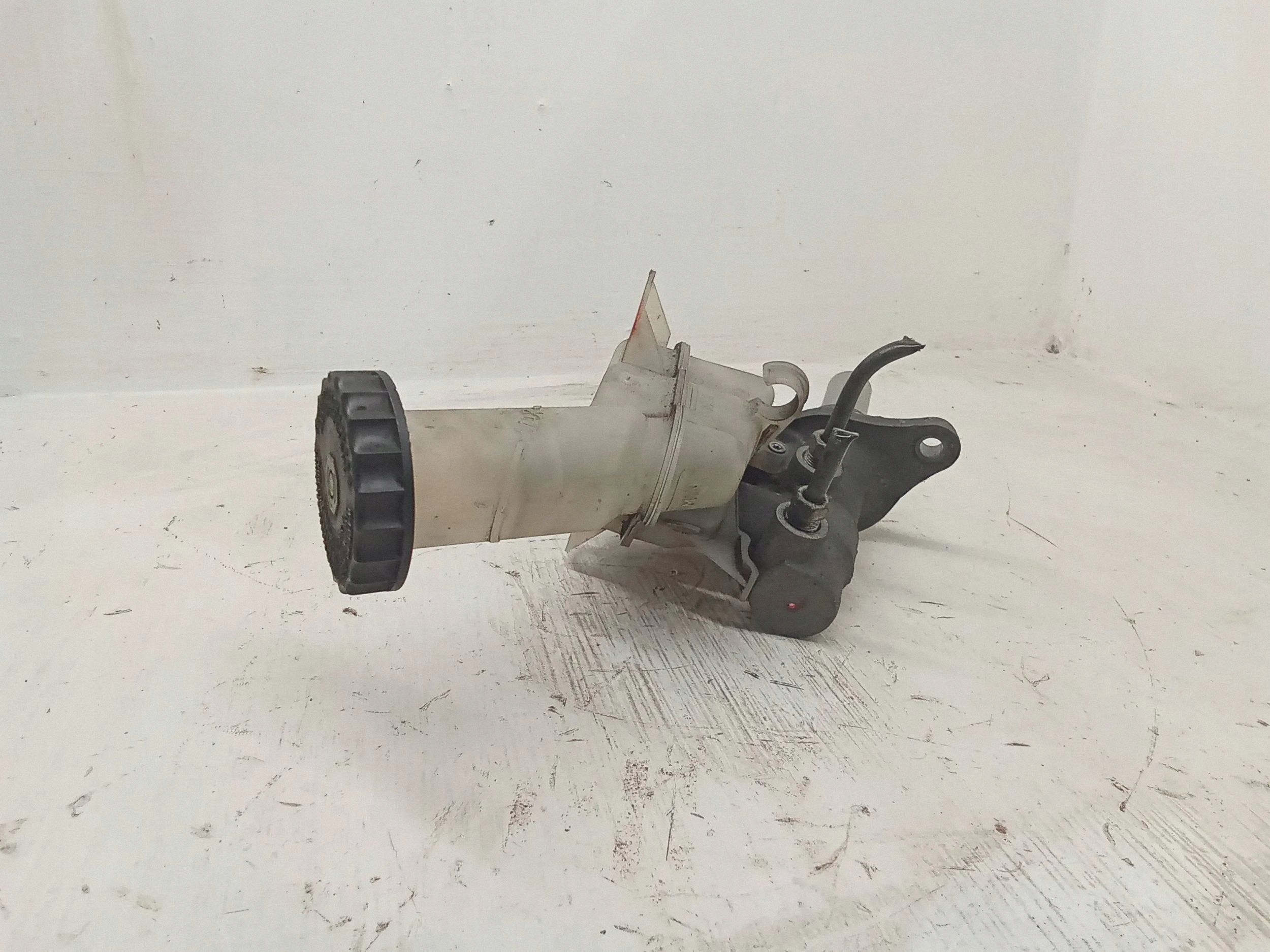 2014 Mitsubishi Outlander rempomp 06335610101 image 6