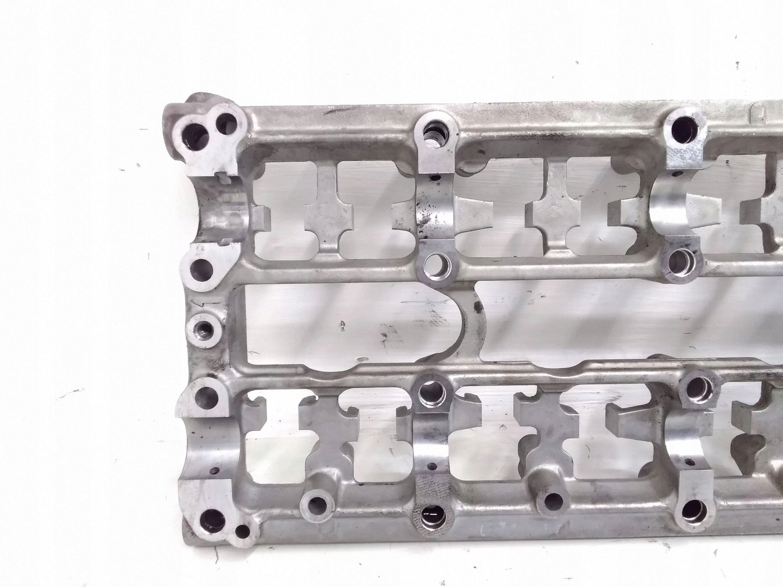 Honda Accord 2005 Support d'arbre à cames image 4
