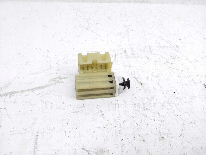 Bremspedalsensor CHRYSLER P04671336AB 3.6L 2011