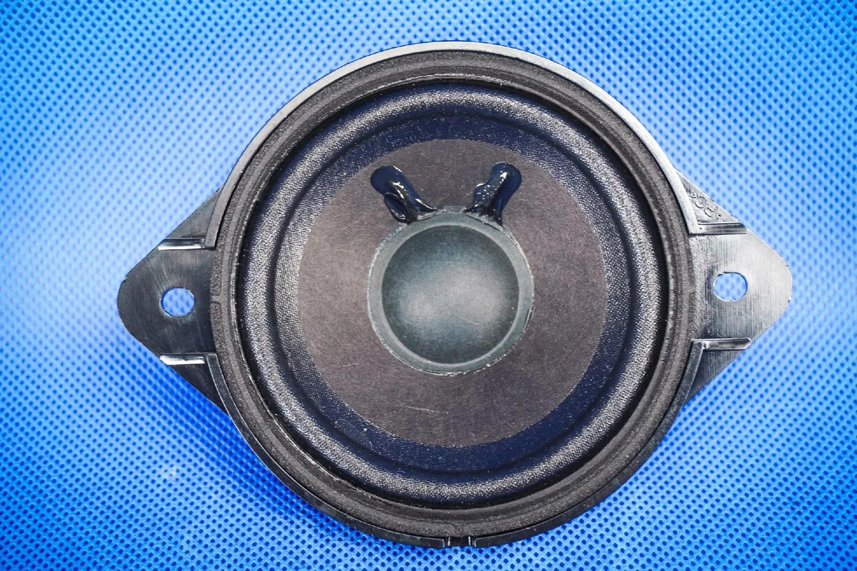 Mellanregisterhögtalare Audi A4 A5 8K9035709