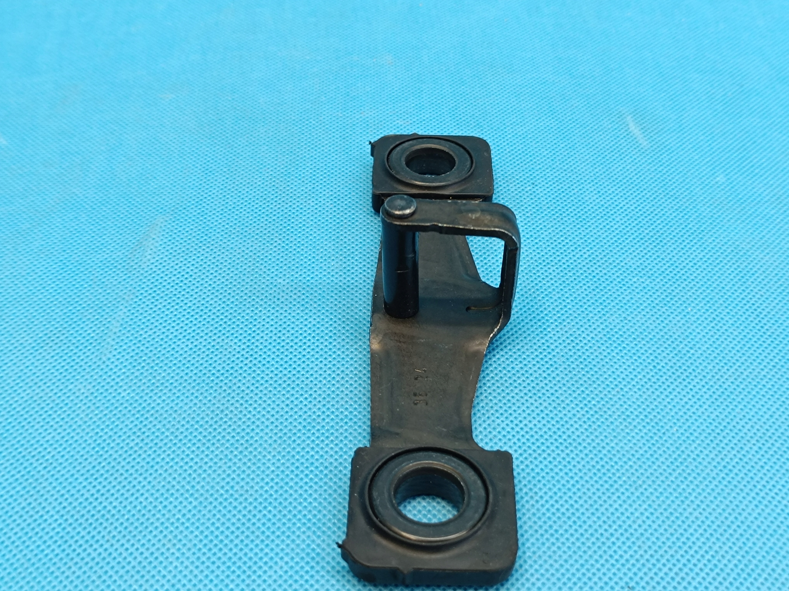 Audi A6 C8 Avant Trunk Latch 8V0827507K image 6
