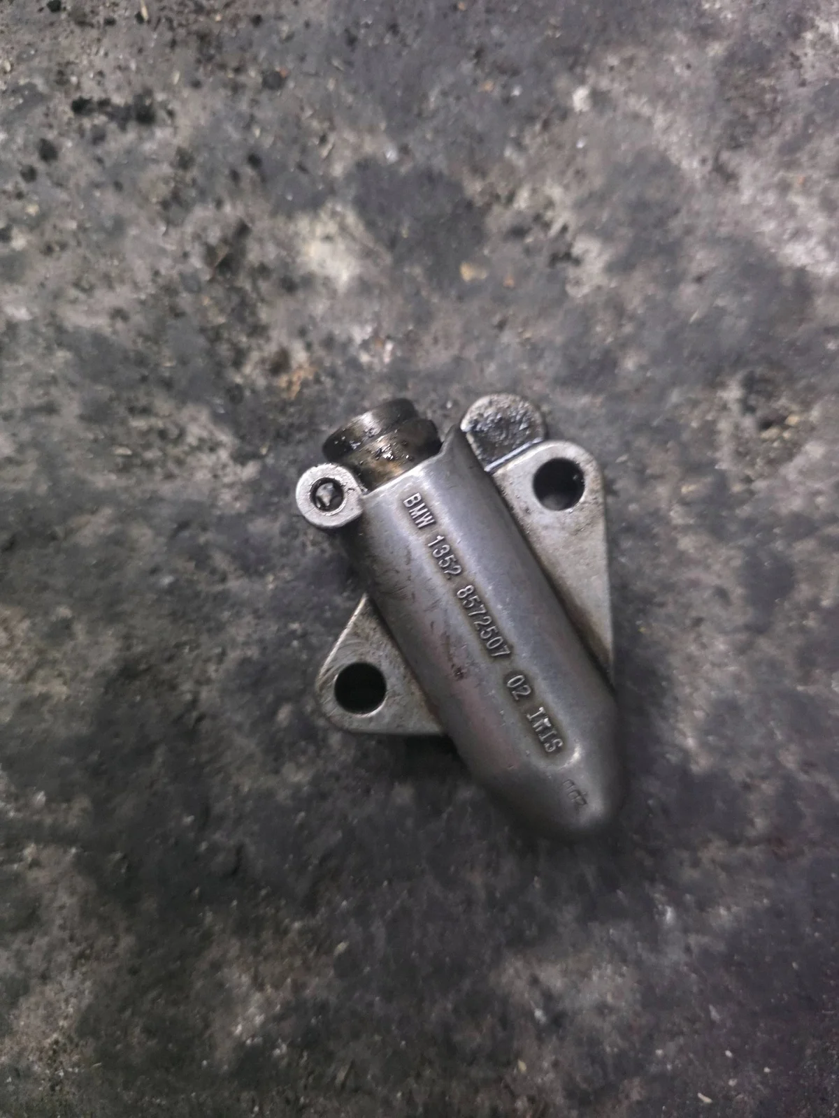 Tendeur de distribution BMW 5 G30 G31 G38 8572507