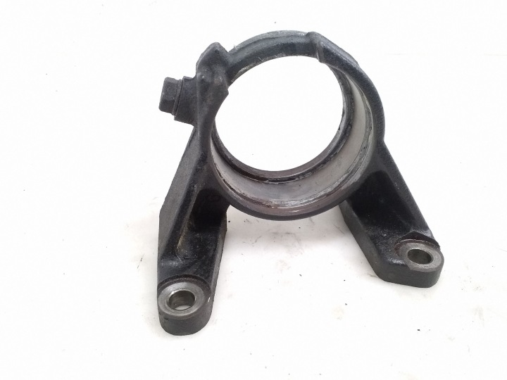 Toyota Camry 2005 Driveshaft Support Bearing Mount JUR248693