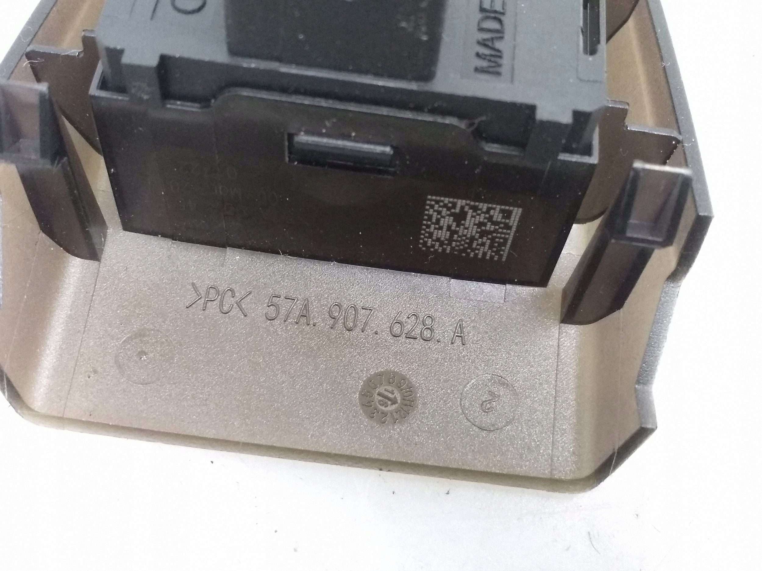 Sensor de Sol Skoda Karoq 2019 57A907628A image 4