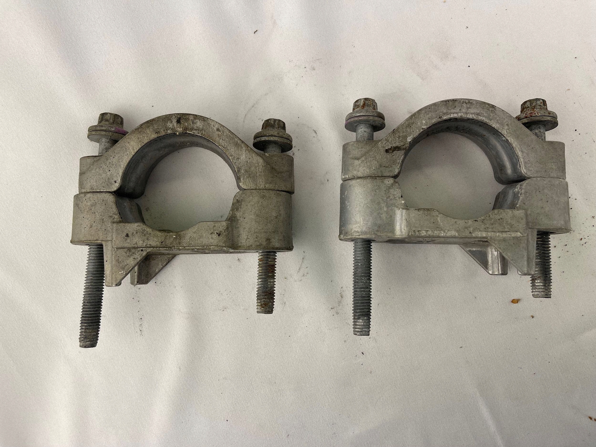 BMW 5 GT F07 2011 Front Stabilizer Mount 6776210 image 3