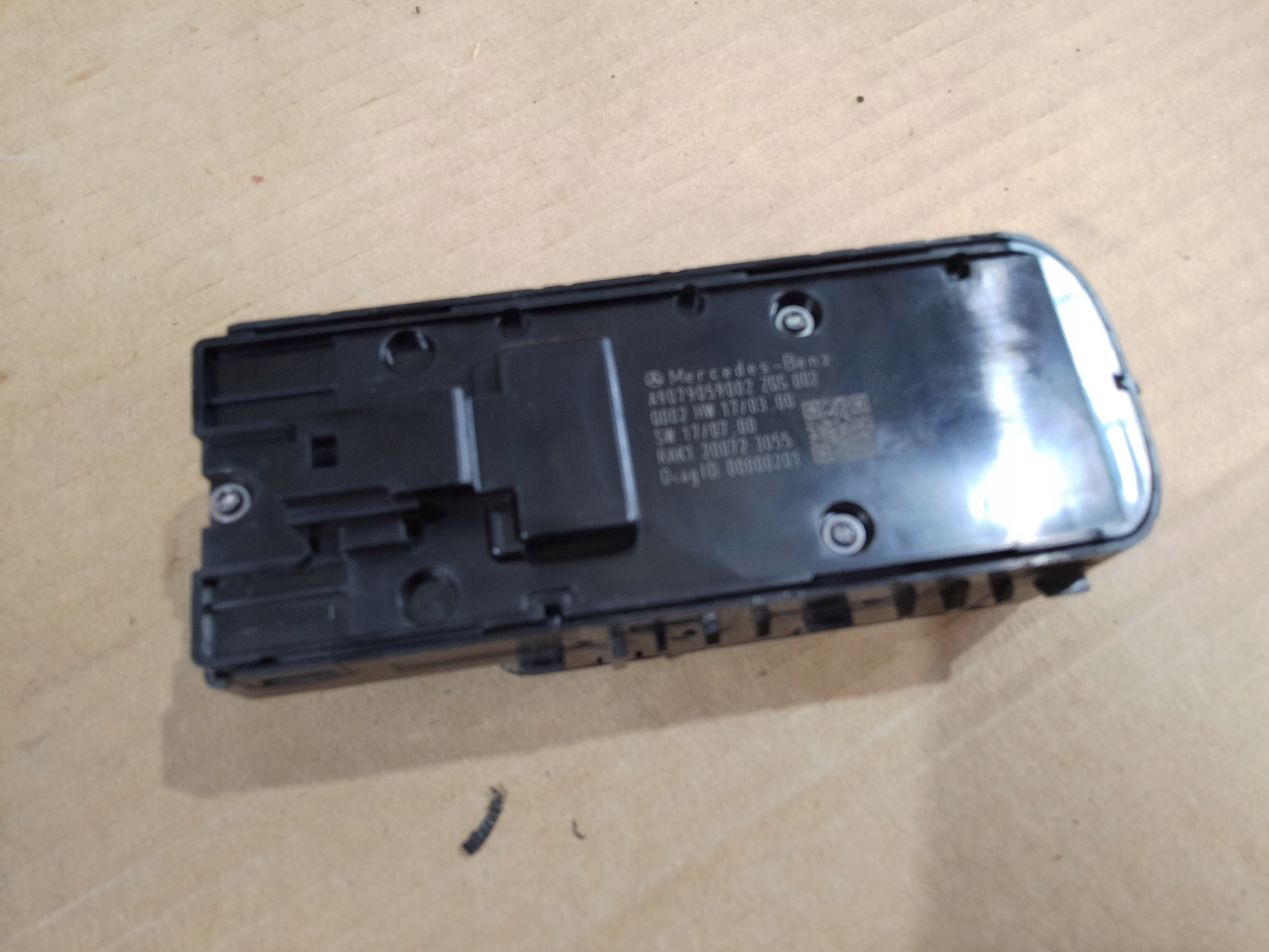 Panel interruptor elevalunas espejos Mercedes Sprinter W907 W910 A9079059002 image 3