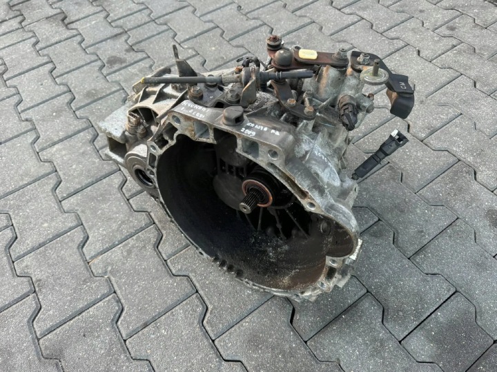 Vaihteisto 2.2 CRDI 2x4 Y070102185 Hyundai Santa Fe 2009