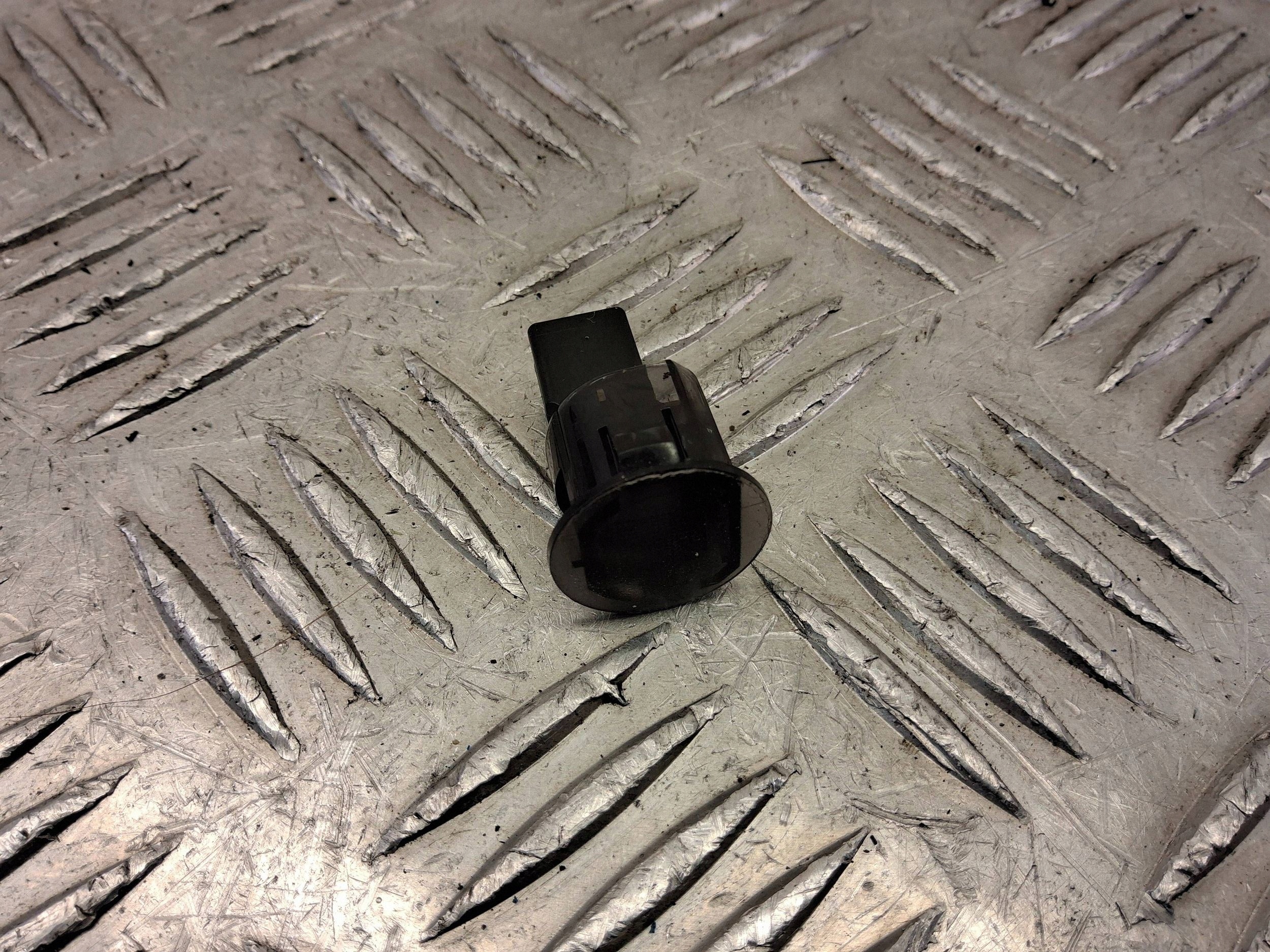Sensor de Sol Nissan e-NV200 A0018E Usado image 2