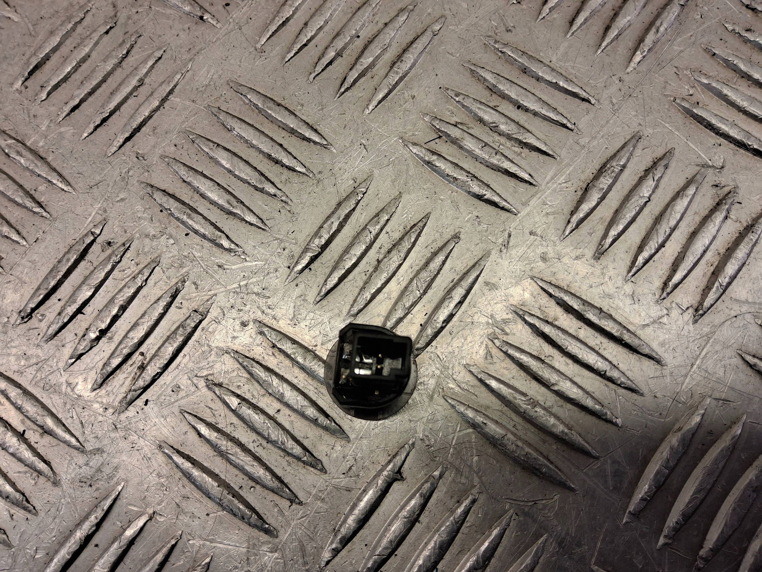Sensor de Sol Nissan e-NV200 A0018E Usado image 4