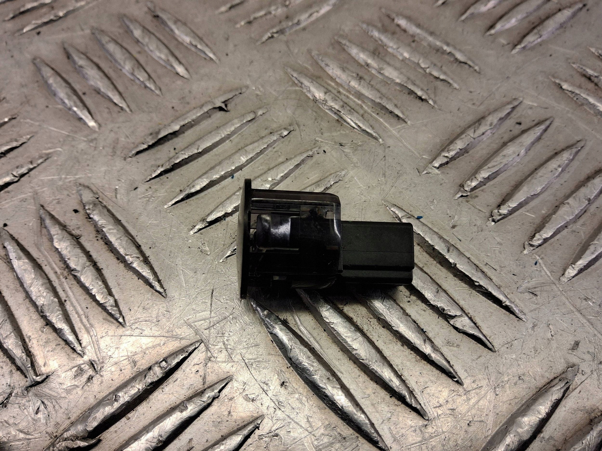 Sensor de Sol Nissan e-NV200 A0018E Usado image 7
