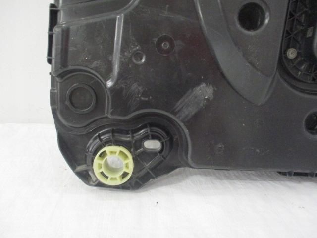 Tanque AdBlue Citroen C3 III Lift 1.5 BlueHDi Usado image 4