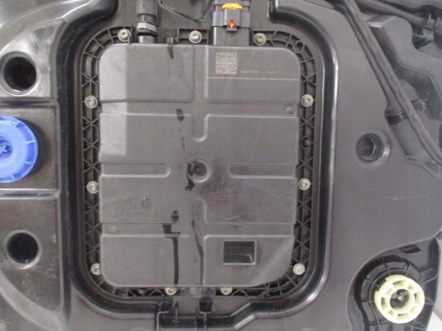 Tanque AdBlue Citroen C3 III Lift 1.5 BlueHDi Usado image 6