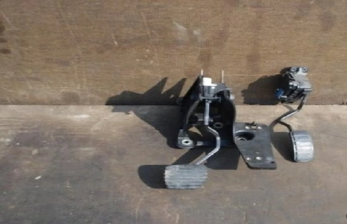 Renault Vel Satis Gaspedal 8784RENAUL