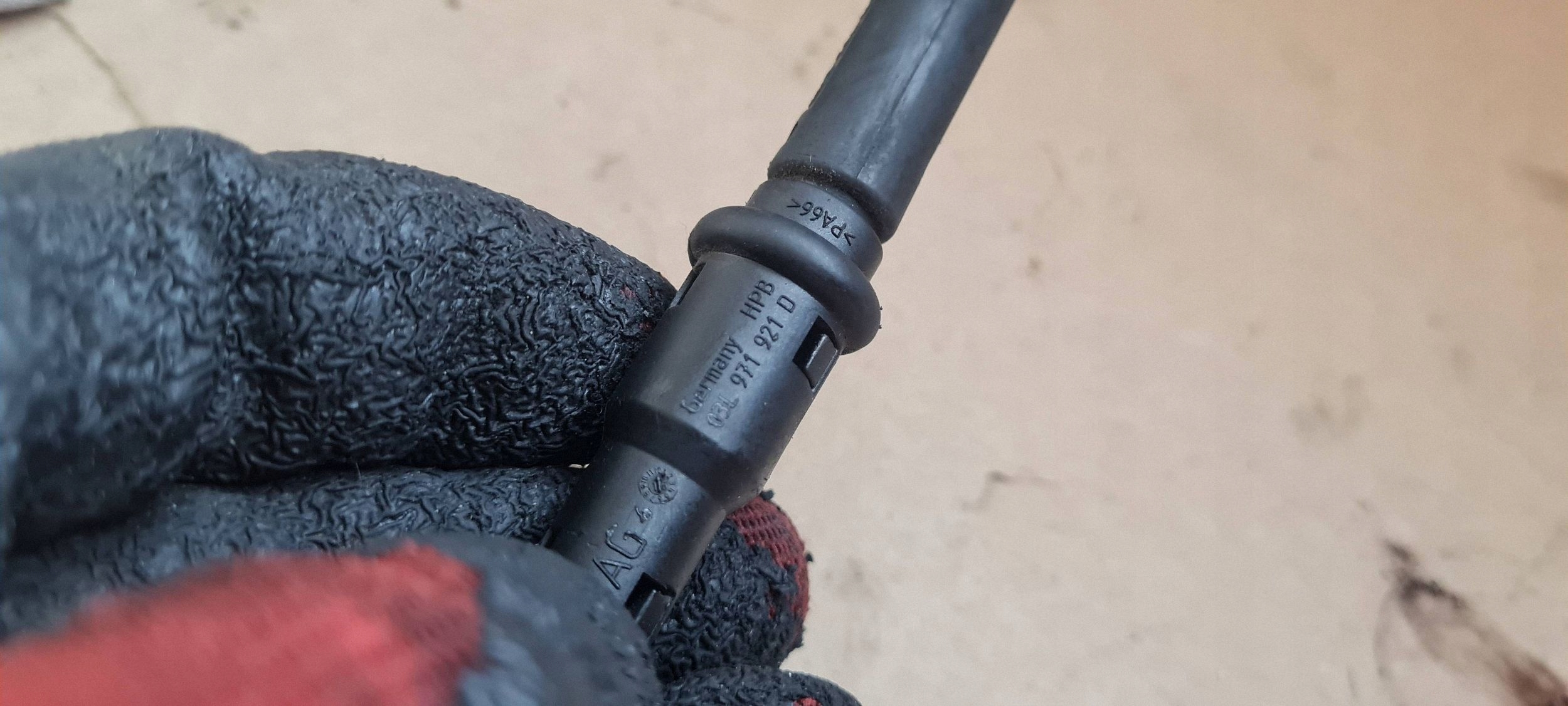 A4 B9 8W Stecker Glühkerze 2.0 TDI 07Z971782 A5 8W Q5 A6 image 8