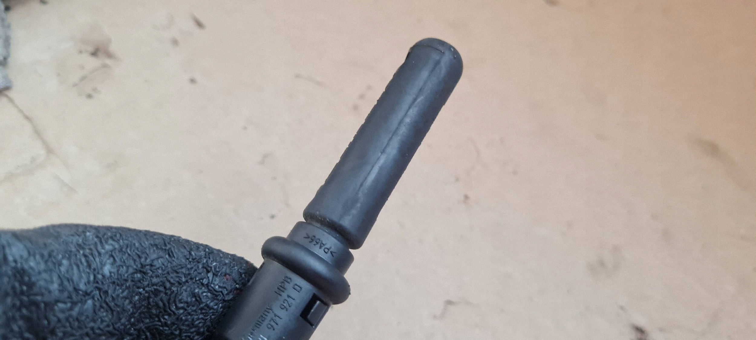 A4 B9 8W Stecker Glühkerze 2.0 TDI 07Z971782 A5 8W Q5 A6 image 10