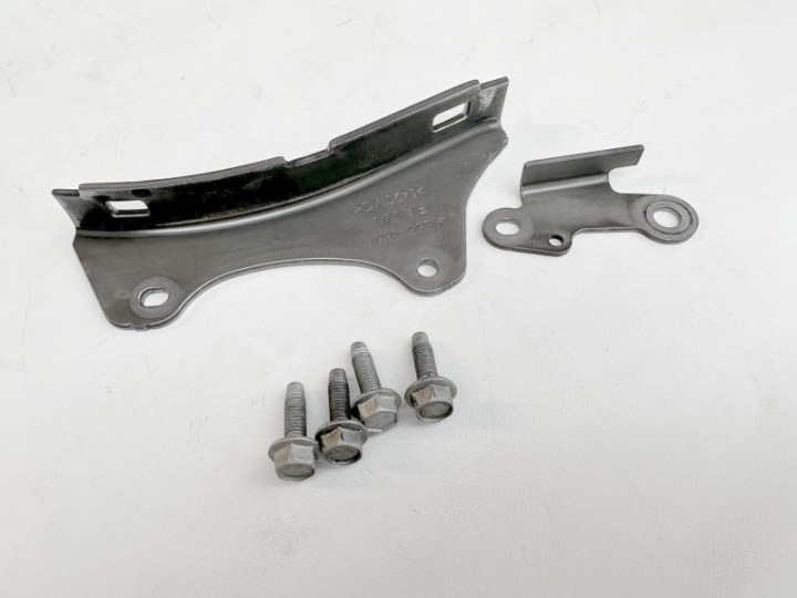 Opel OE 55573867 jakujärjestelmän sarja