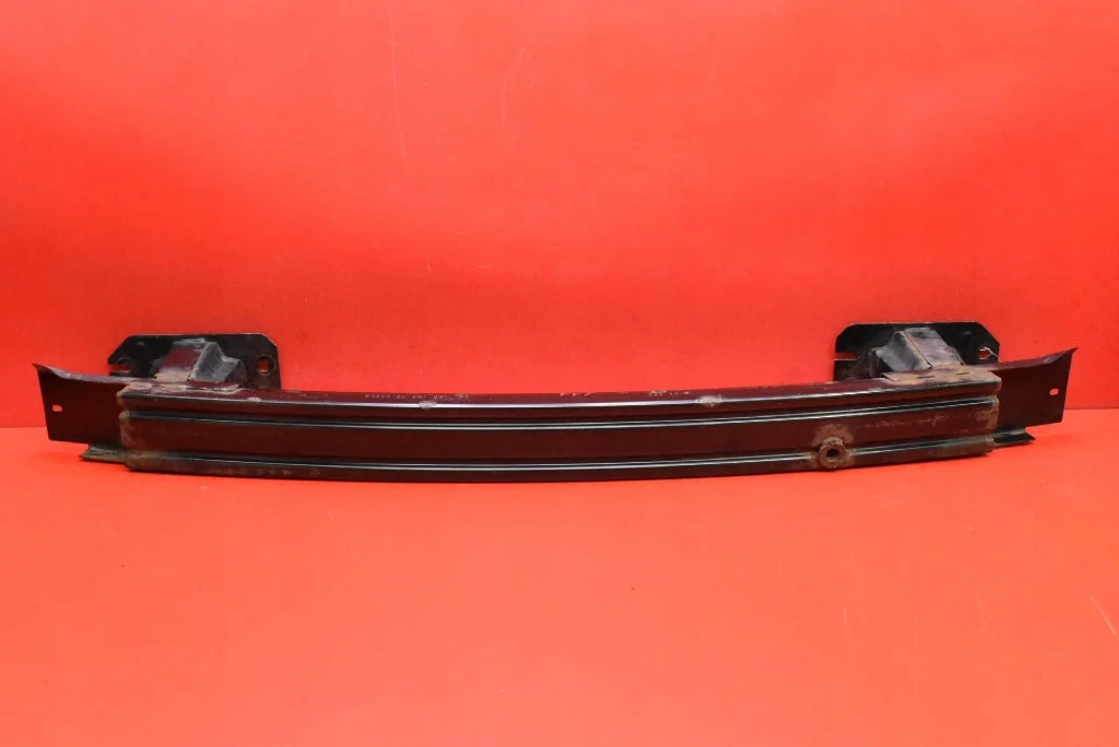 Ford Mondeo MK5 Refuerzo Parachoques Trasero