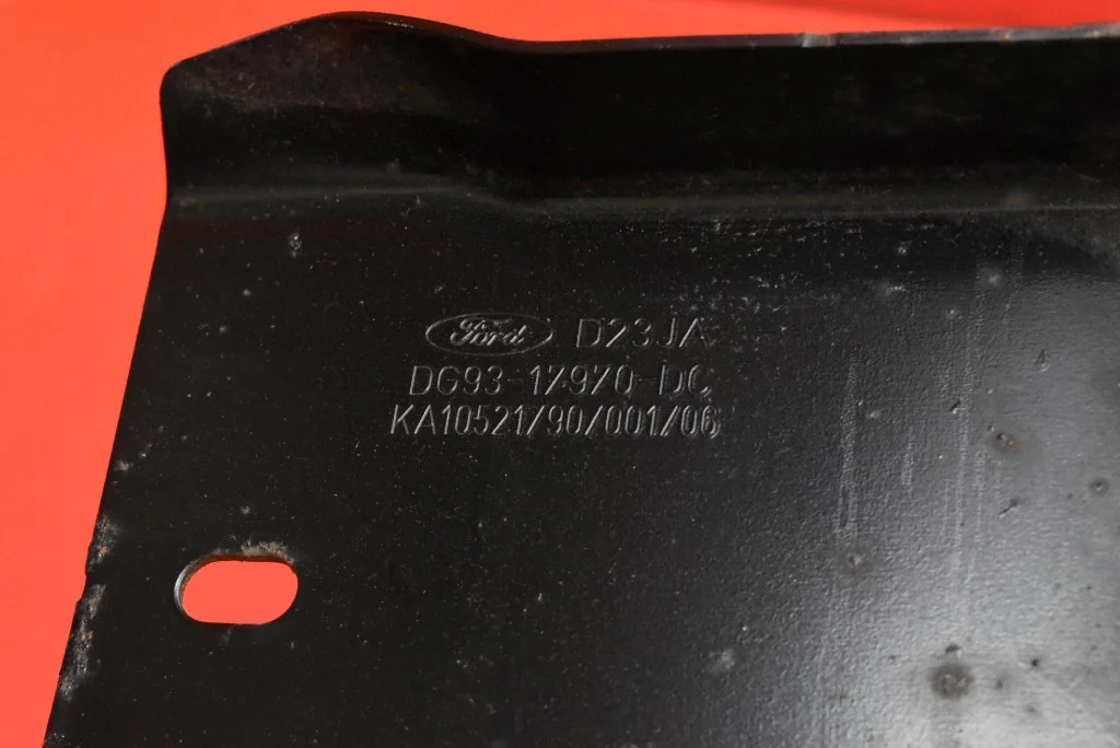 Ford Mondeo MK5 Refuerzo Parachoques Trasero image 9