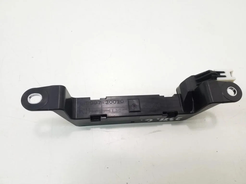Antenne TOYOTA VERSO (_R2_) 8999730070 1.8L benzine 108kW 2017 image 3
