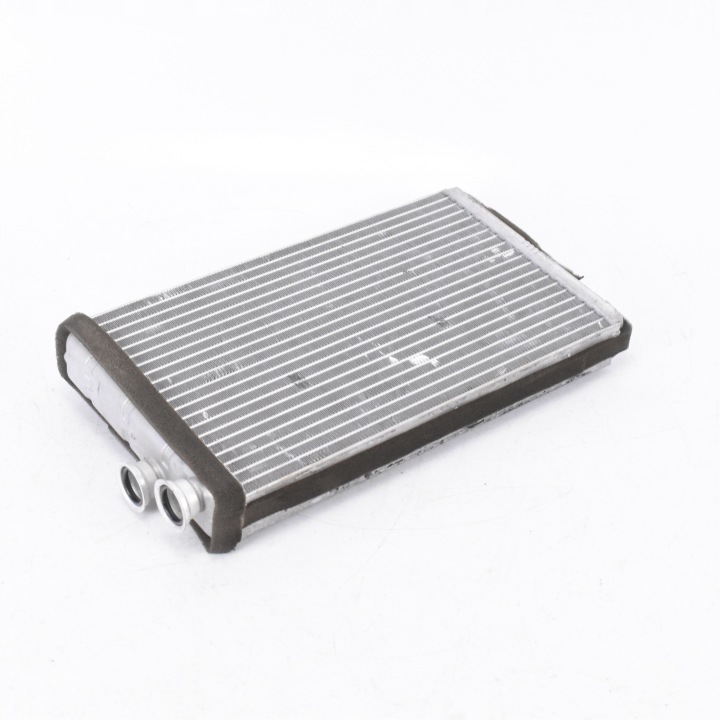 Verwarmingradiator CT796001 A0008304401 Mercedes Vito W447