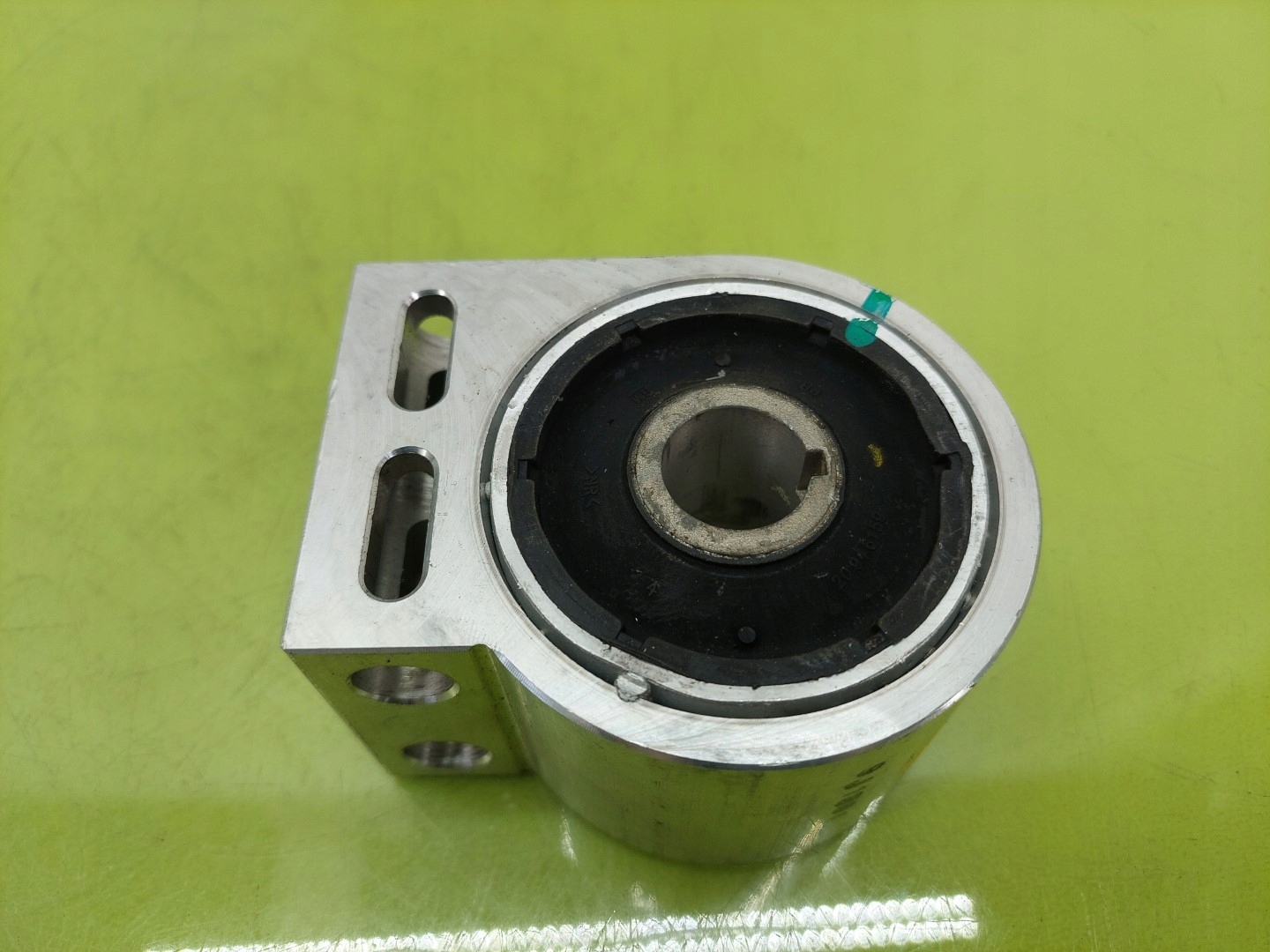 Bague de suspension Chevrolet Captiva 2006-2010 image 4