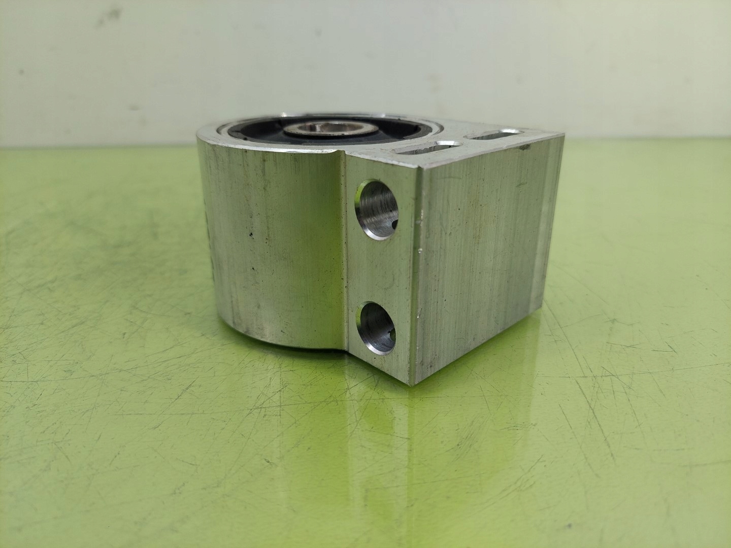 Bague de suspension Chevrolet Captiva 2006-2010 image 6
