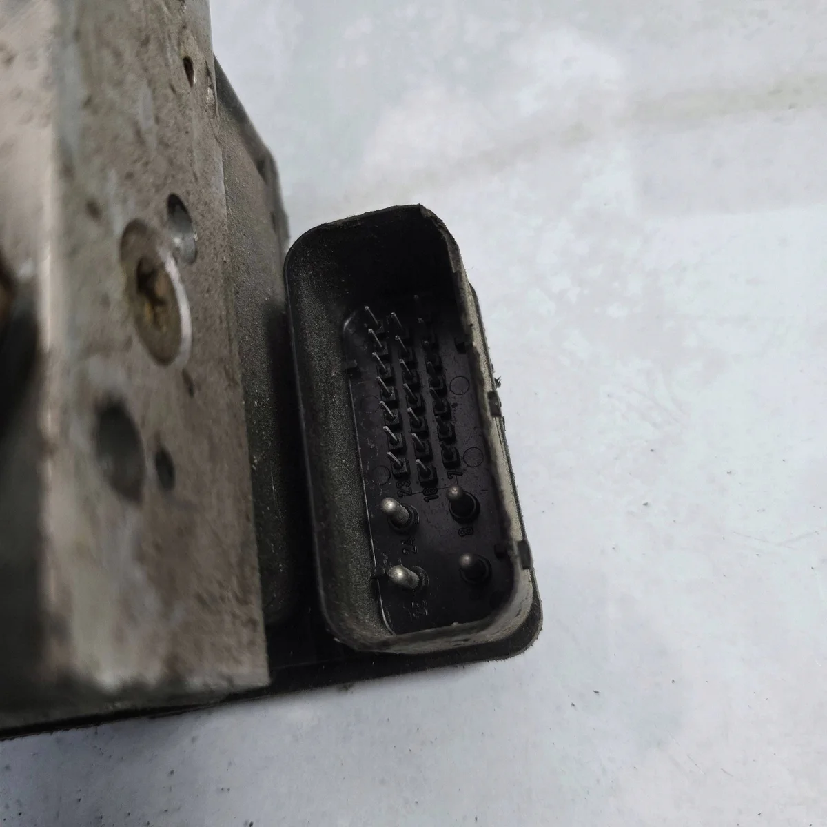 Pompe ABS BMW OE 34516751767 image 3
