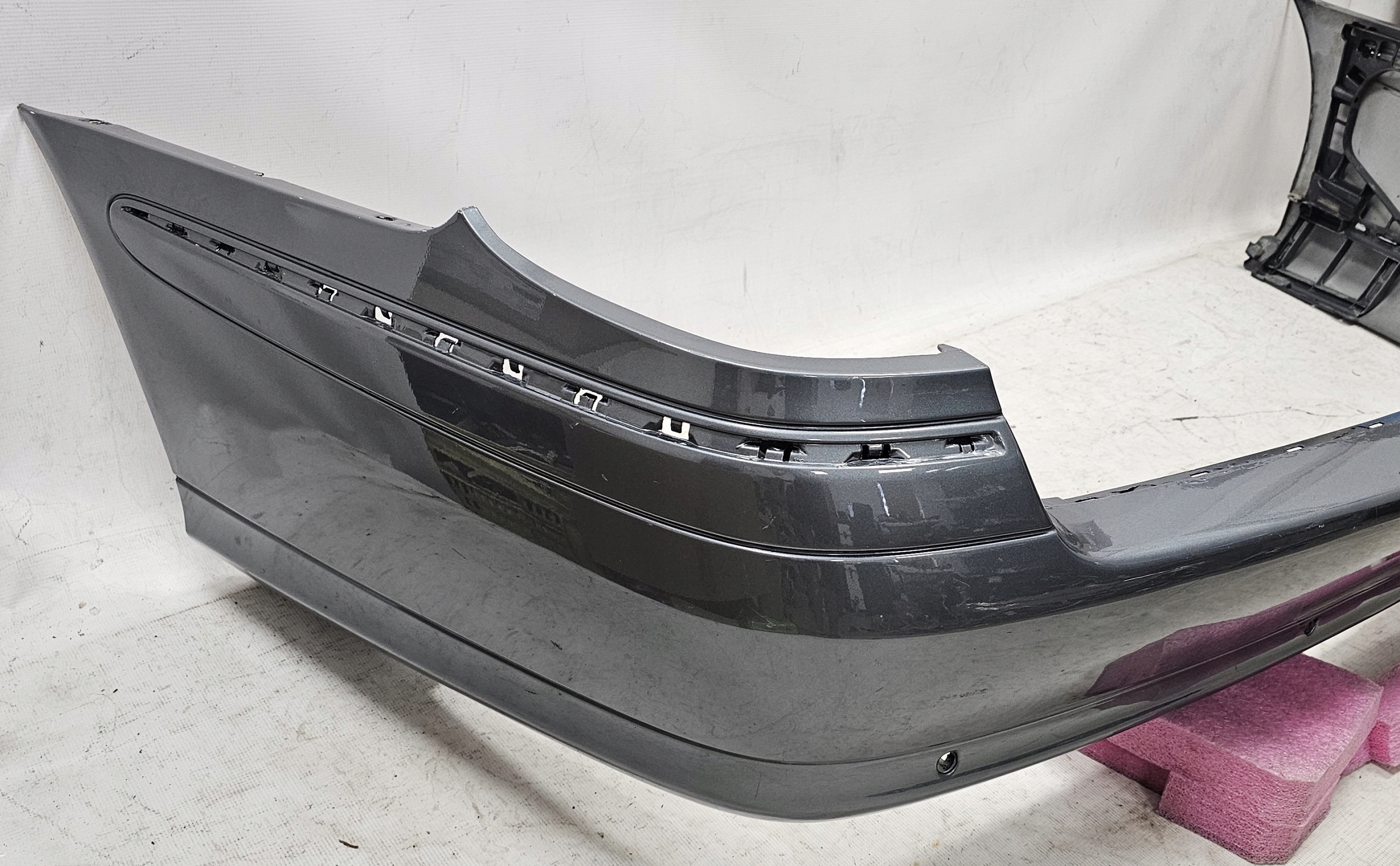 Originaler Stoßfänger hinten Mercedes E W211 Kombi / S211 2002-2009, 4x PDC image 4